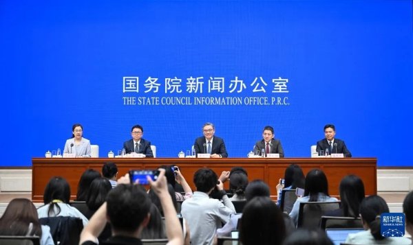 关于股票配资最新情况 开源鸿蒙成绩单：11.9亿台终端，1200余种类，720万开发者改写行业格局